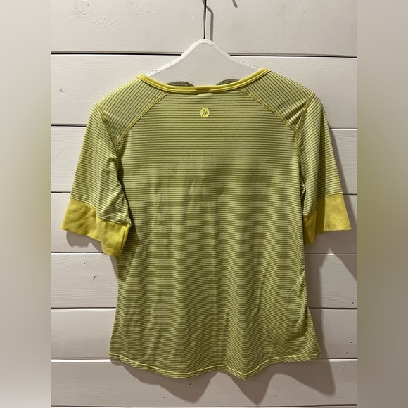Marmot Yellow Striped Performance Top – Size L💛 - Picture 8 of 8